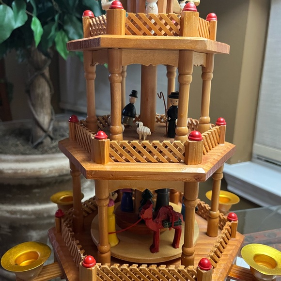 Wooden Christmas Pyramid Carousel - Picture 3 of 5